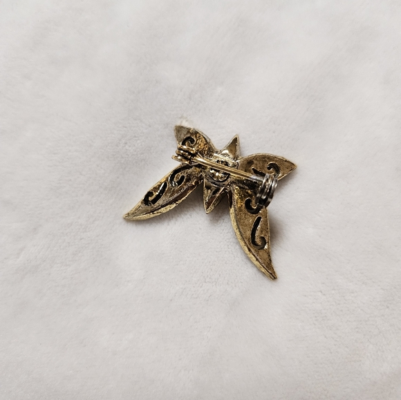 Vintage butterfly pin - Picture 2 of 2